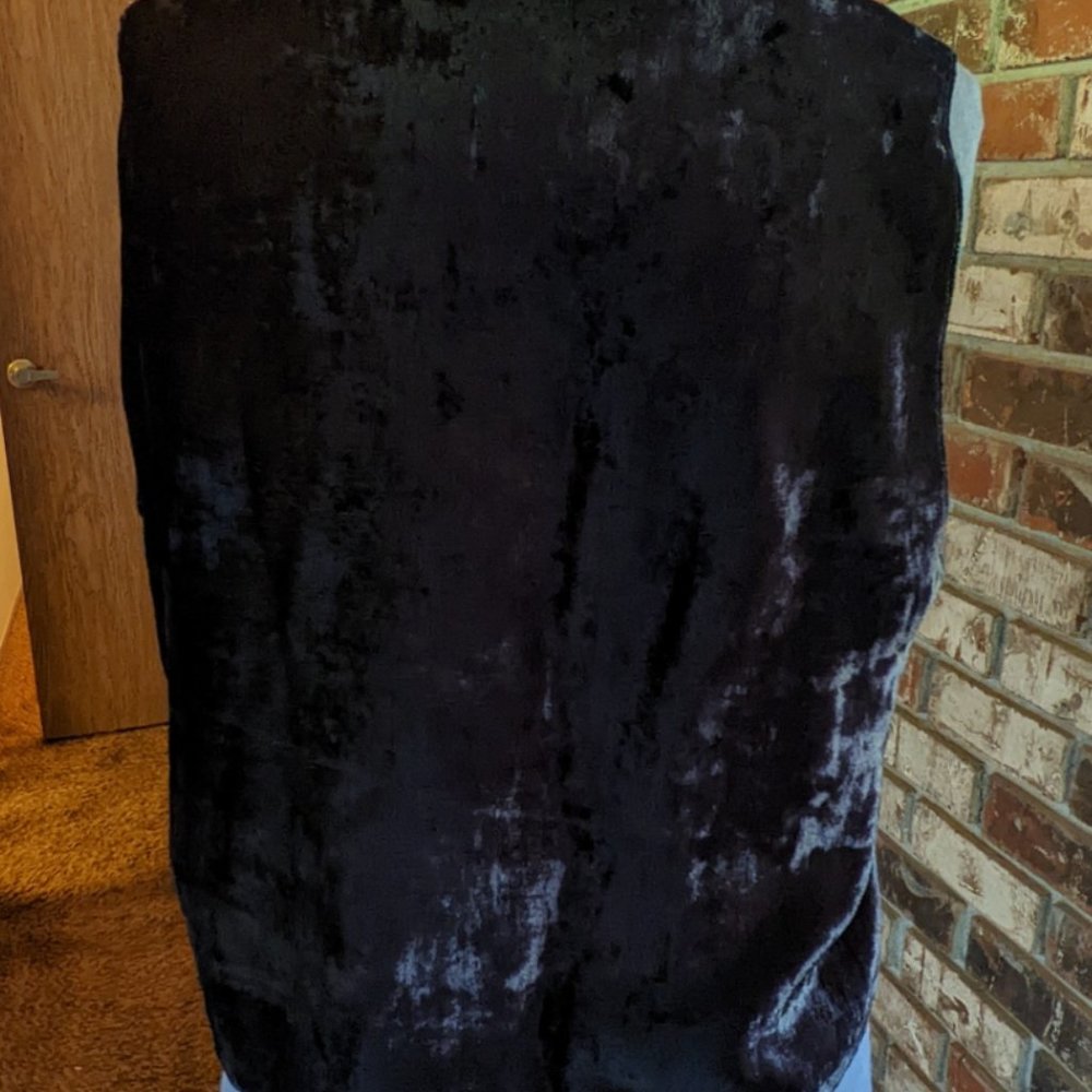 Orvis Rayon Velvet Embroidered Vest - Picture 6 of 9